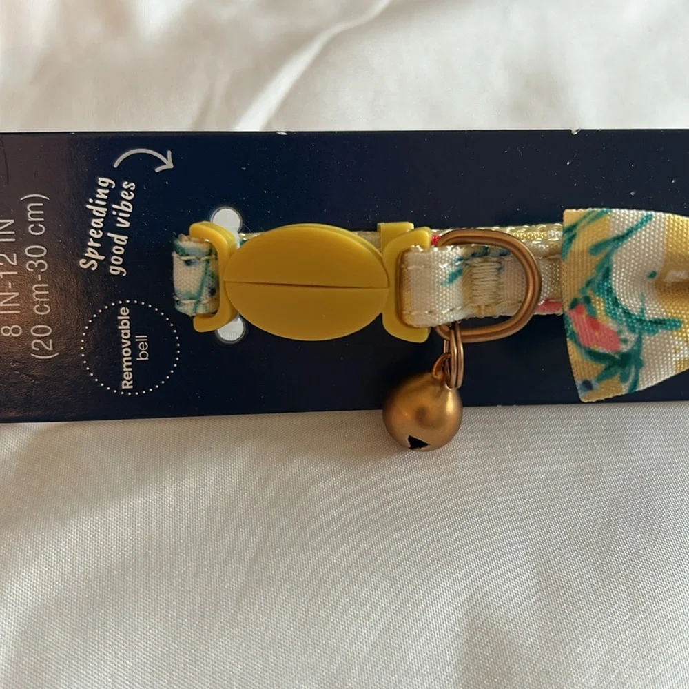 Youly the happy-go-lucky Easter Floral Breakaway Cat Collar (S/M)